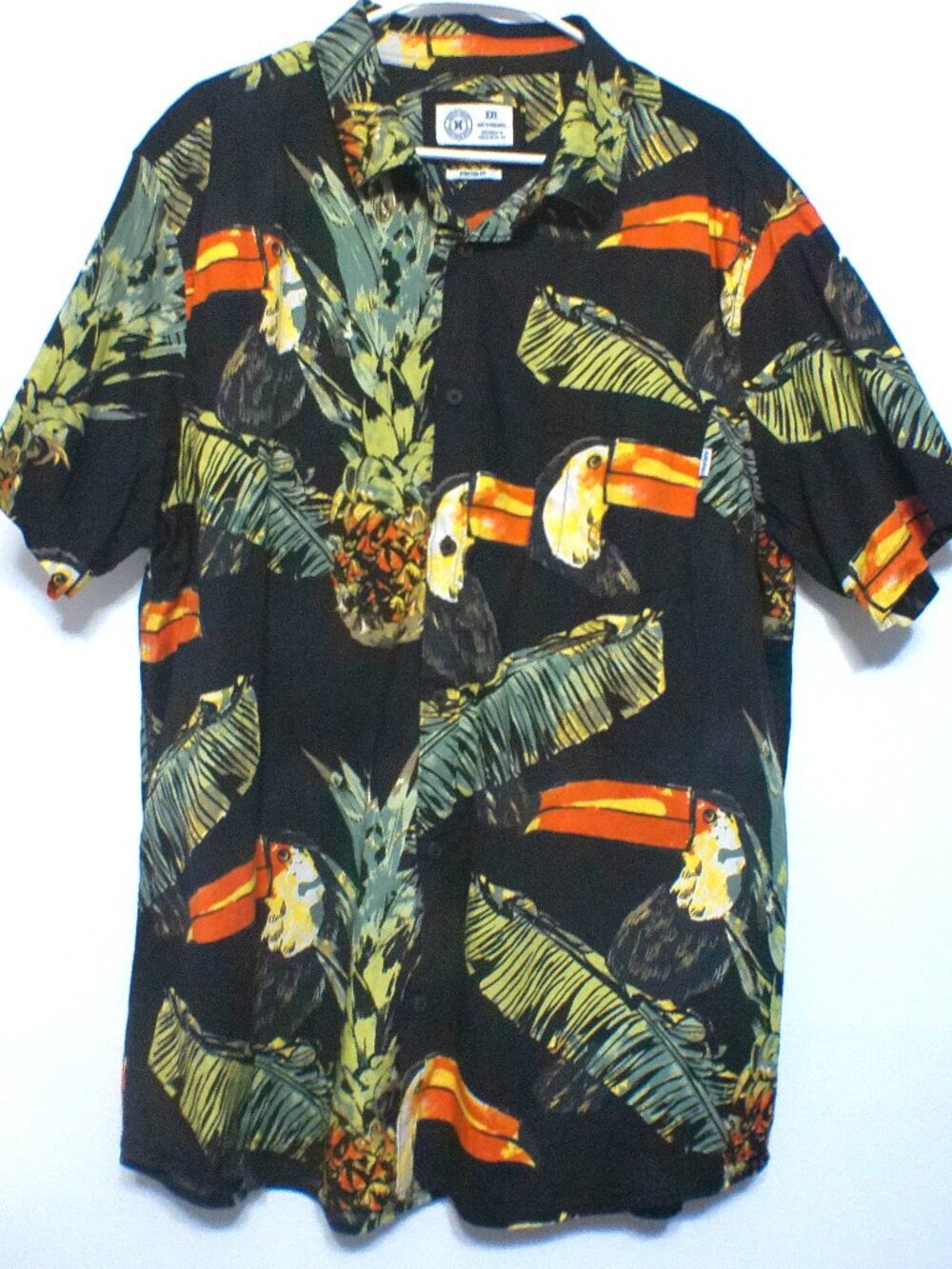 Hurley Stretch Fit Tropical Toucan Button Up Shirt Men's XXL